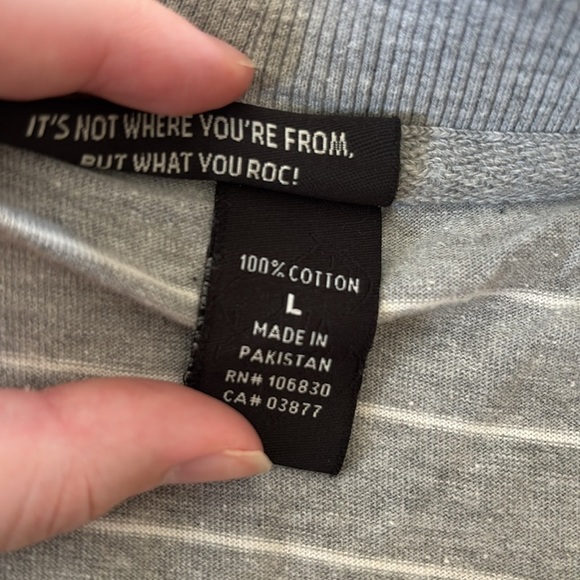 men’s cardigan sweater - Picture 3 of 3